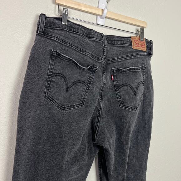 Levi's Women's Wedgie Straight Distressed Black Button Fly Ankle Jeans Size 18W - Picture 7 of 11